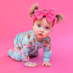 Posh Peanut Kimmy Footie Ruffled Zippered One Piece 3-6 months baby girl